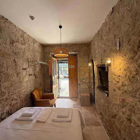 Hotel 1881 Halil Efendi Cesme