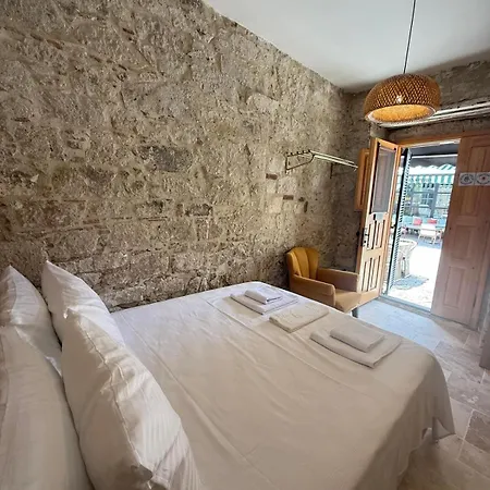 Hotel 1881 Halil Efendi Cesme